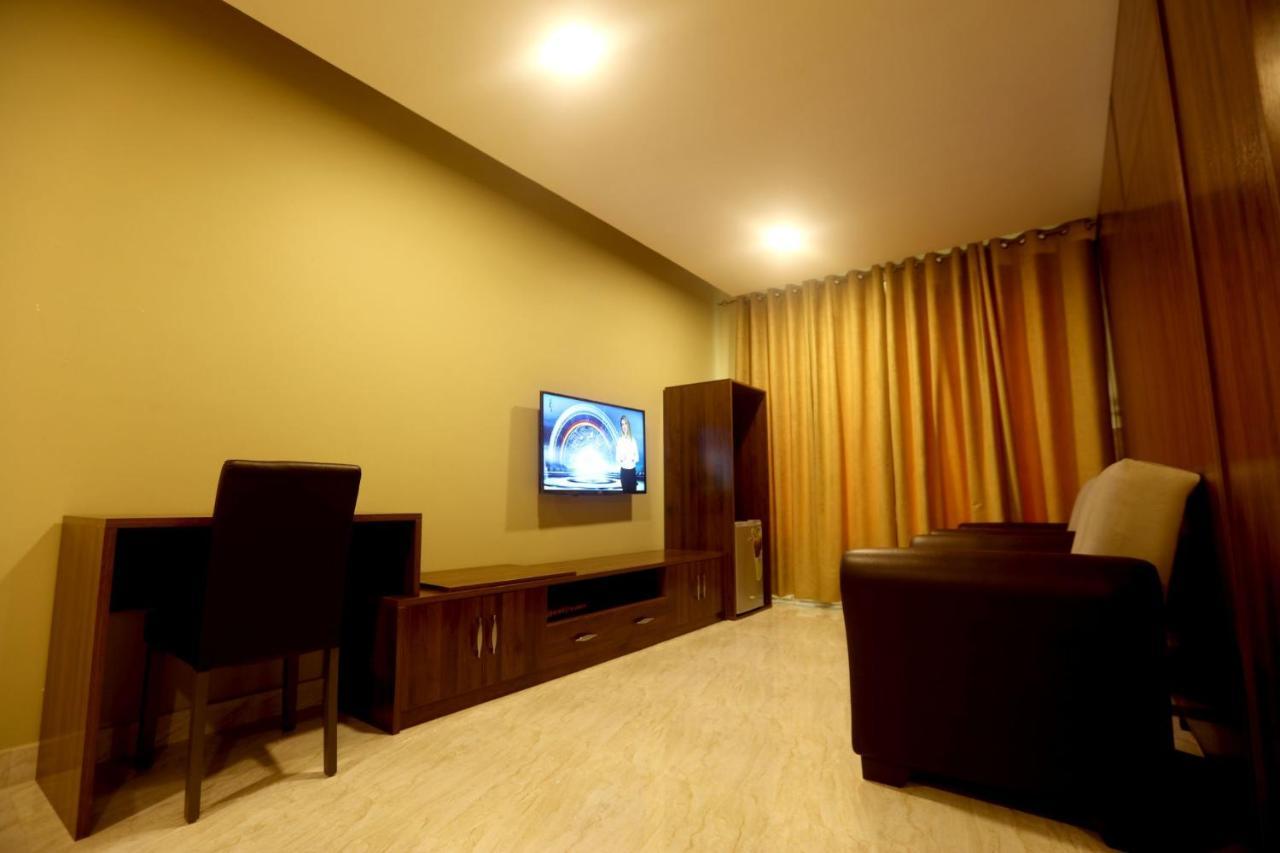 Golden Crown Hotel Alseeb Muscat Екстериор снимка