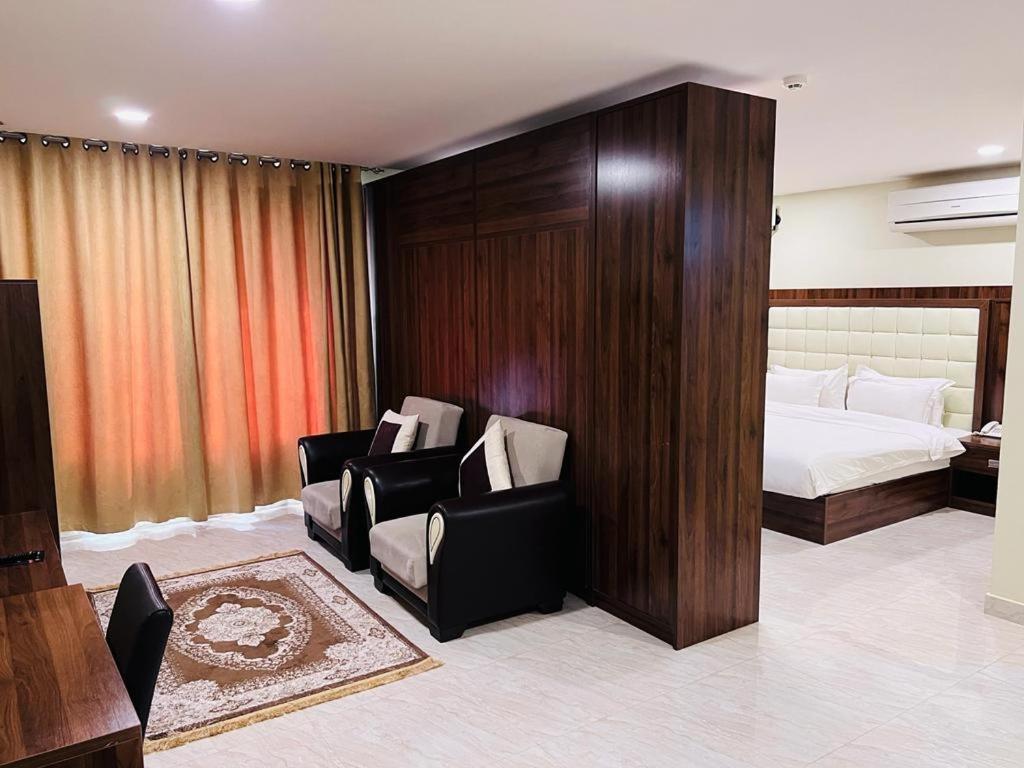 Golden Crown Hotel Alseeb Muscat Екстериор снимка