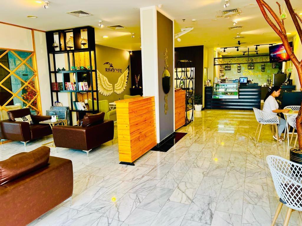 Golden Crown Hotel Alseeb Muscat Екстериор снимка